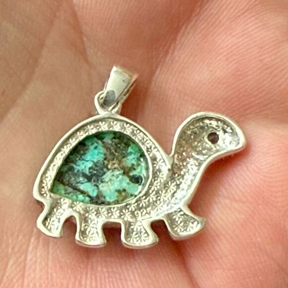 Sterling Silver Turtle Necklace with Genuine Number 8 Turquoise & Marcasite - Picture 4 of 5